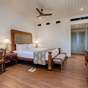 Premium River View Cottage Balcony